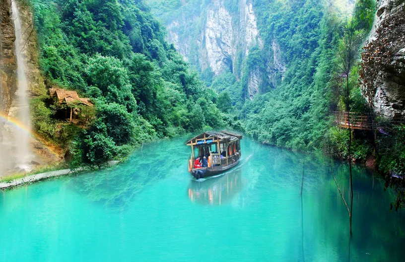 Best China travel itinerary 2026 | Zhangjiajie Travel Guide: China’s Most Unreal Landscape (2026)