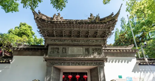 Shanghai: Is This City *Actually* Real—Or Did I Just Inhale Too Much Jasmine Tea?